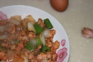 洋葱炒鸡肉的做法