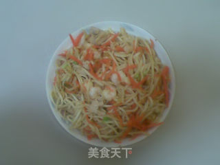 虾仁炒面的做法