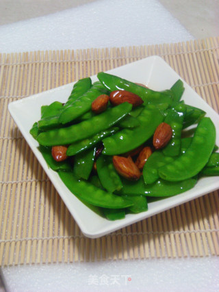 杏仁荷兰豆的做法