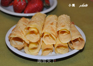 用平底锅做的香酥鸡蛋卷的做法