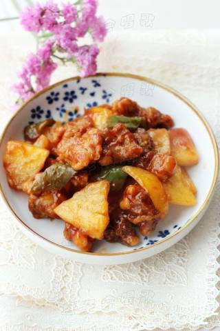 粤菜之经典的一道酸甜可口的开胃菜——【菠萝咕咾肉】的做法