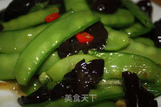 木耳炝荷兰豆的做法