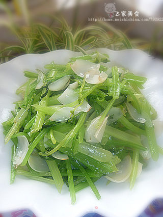 快手菜——西芹百合