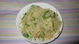【木木菜系】青椒酸辣土豆丝的做法