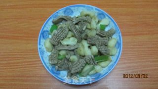 荸荠炒腰花的做法