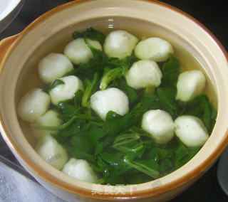 菠菜鱼圆汤的做法
