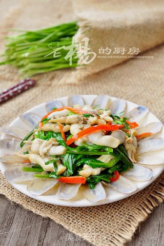 韭菜爆蛏子的做法