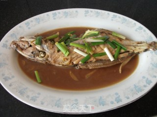 酱焖马面鱼的做法