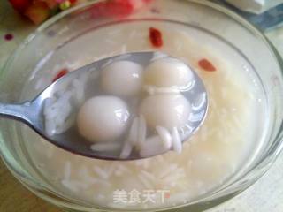 米酒小汤圆的做法