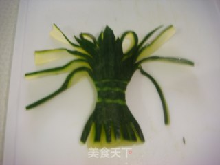 学做的“黄瓜切龙虾”的做法