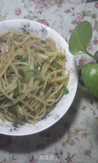 酸辣土豆丝的做法
