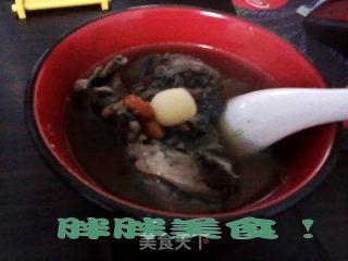 莲子枸杞乌鸡汤的做法