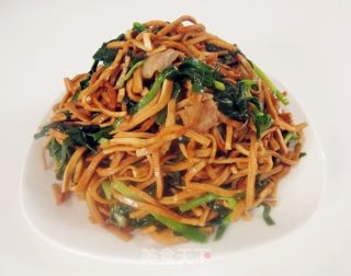 豆腐丝炒韭菜的做法