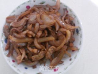 洋葱炒肉丝的做法