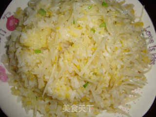 土豆丝炒饭