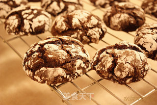 藝術般的瑕疵-巧克力雪餅Chocolate Crinkles的做法