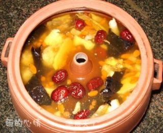 灵芝红枣鸡汤的做法