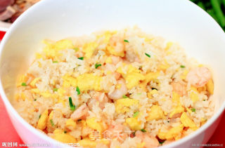 虾仁蛋炒饭