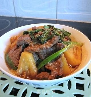 九层塔菠萝炒牛肉的做法