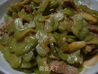 苦瓜炒肉片的做法