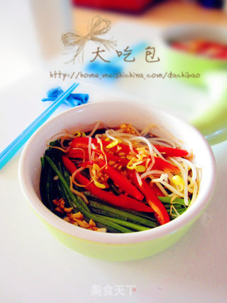 爽口惹味的“白灼豆芽茼蒿”的做法