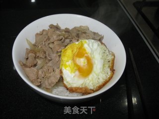烧牛肉饭的做法