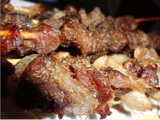 烤羊肉串的做法