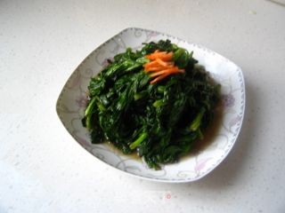 从地头到盘子--百分百绿色健康食疏 茼蒿变身记的做法