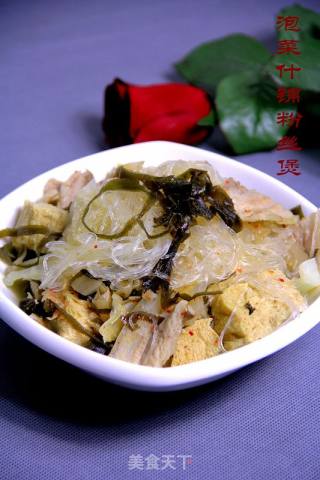 泡菜什锦粉丝煲的做法
