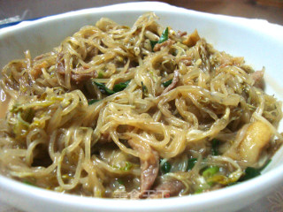 豆芽炒肉的做法
