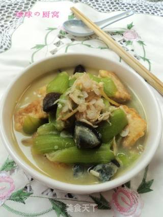 【丝瓜豆腐灌蛋】的做法