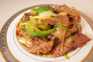 葱香扒肉条的做法