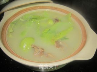 咸猪骨滚芥菜汤的做法