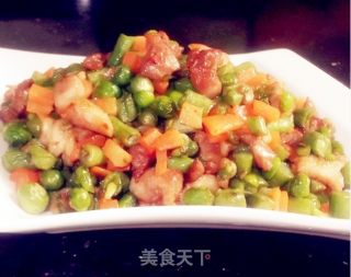 肉粒炒豆角豌豆的做法