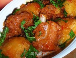 土豆蒸排骨的做法