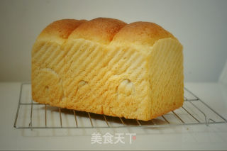 鸡蛋过敏？---无蛋的白吐司的做法