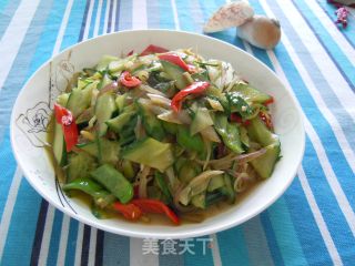 素炒洋葱黄瓜的做法