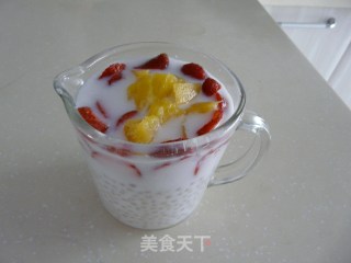 椰汁西米露的做法