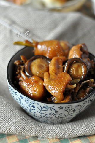 香菇黄焖鸡的做法