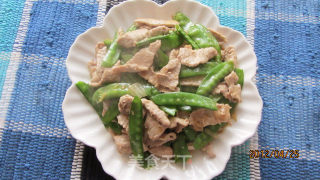 滑炒肉片荷兰豆的做法