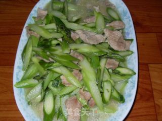芦笋炒肉片的做法
