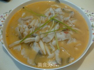 酸汤鲈鱼的做法