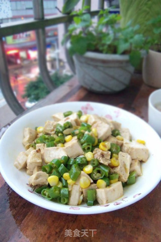 辣椒玉米烧豆腐的做法