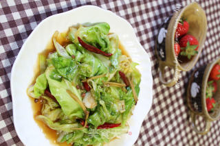 简易素食版手撕包菜，只用一味调味料的做法