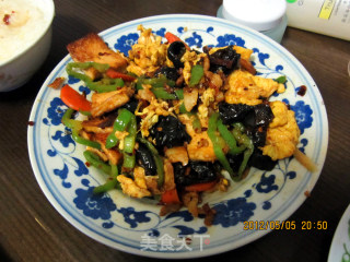 青椒 豆腐炒鸡蛋的做法