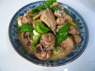 童子鸡最惹味吃法--青椒童子鸡的做法