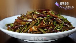 酸辣蕨菜的做法