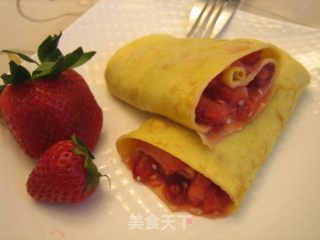 奶香草莓蛋饼的做法