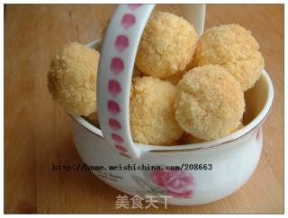 简单又美味的椰子球的做法
