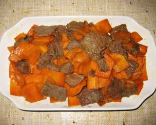 胡萝卜炒牛肉的做法
